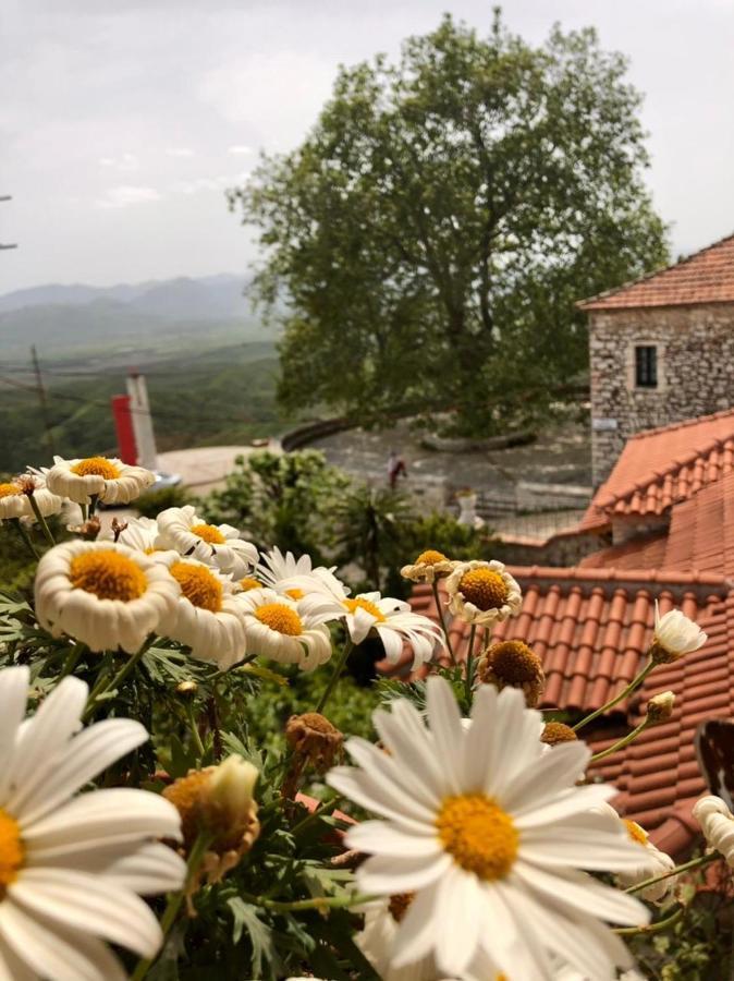 Villa Muzhaqi Nivice Kültér fotó