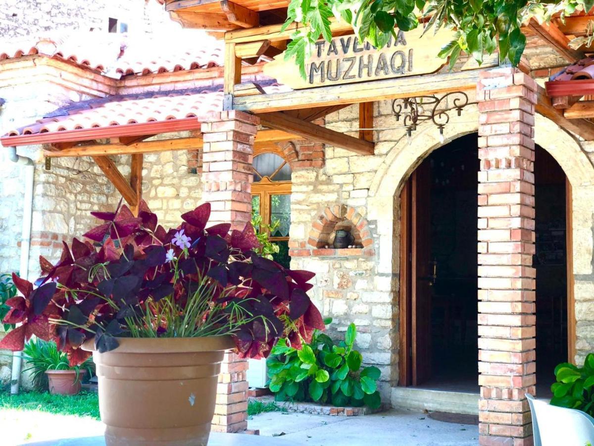 Villa Muzhaqi Nivice Kültér fotó